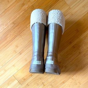 UGGS - Millcreek Wellingtons